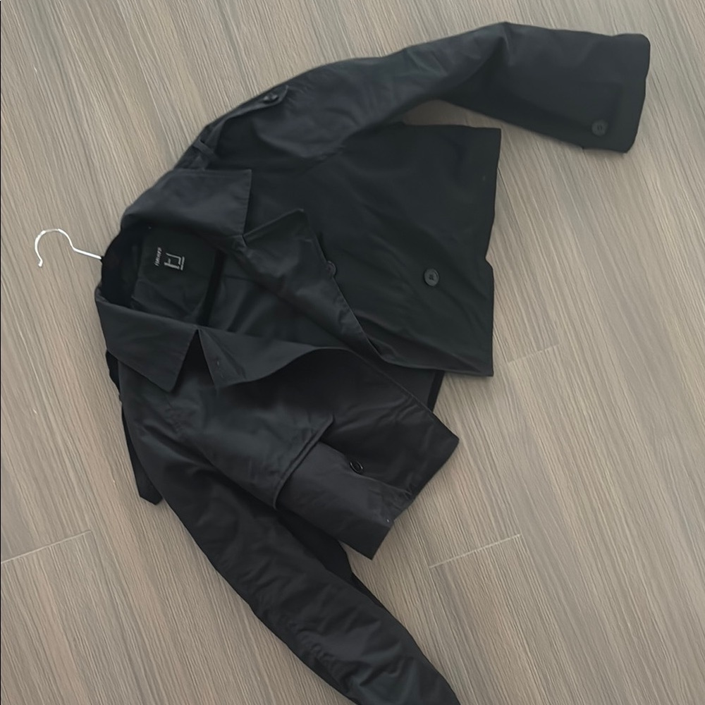 Adorable cropped trench coat black size S